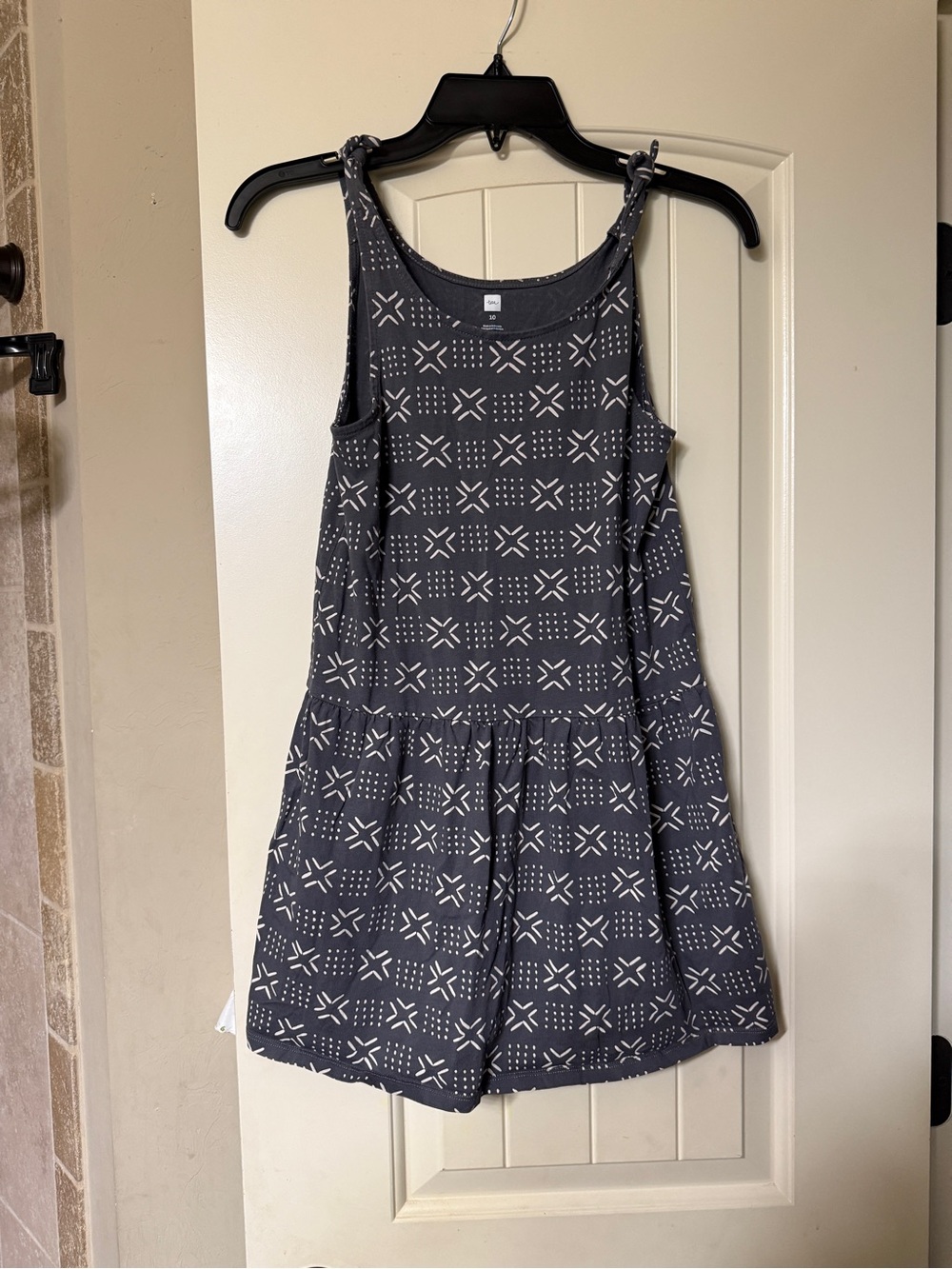 Tea Collection Charcoal Gray Sleeveless Knit Dress with White Geo Print